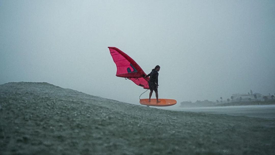 Wind-NC, Learn to Wing Foil in the OBX