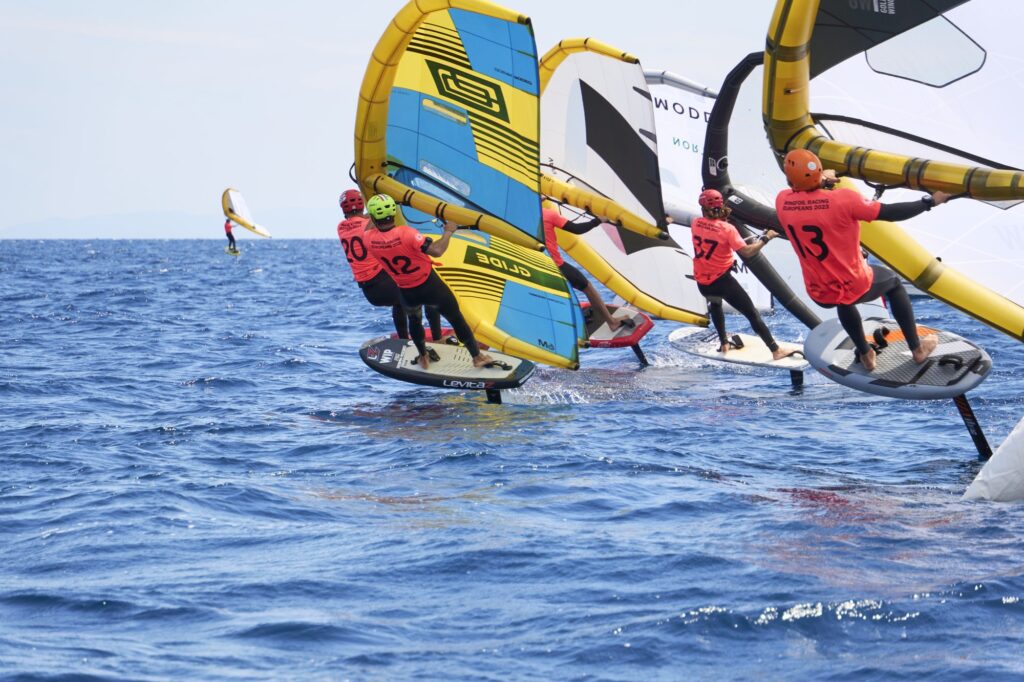 Foto di gara di wingfoil